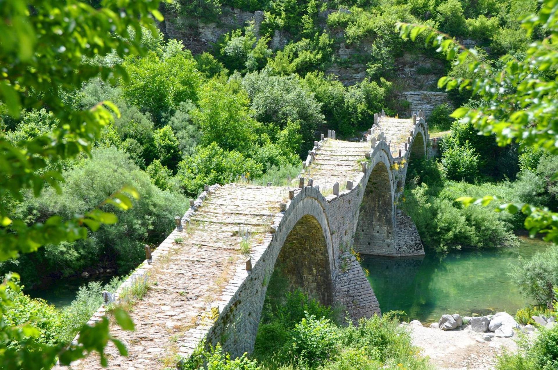"Apeiros Chora" Hotel, Zagori Kato Pedina Luaran gambar